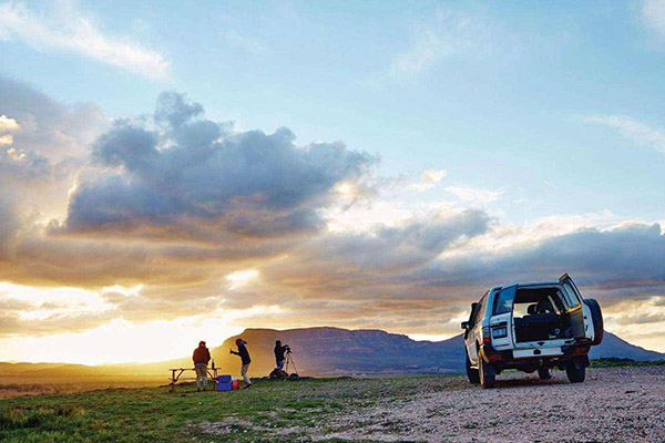 公路旅行很有吸引力 公路旅行很有吸引力