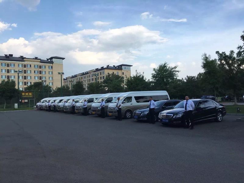 北京旅游大巴租車價格_首汽租車旅游包車報價
