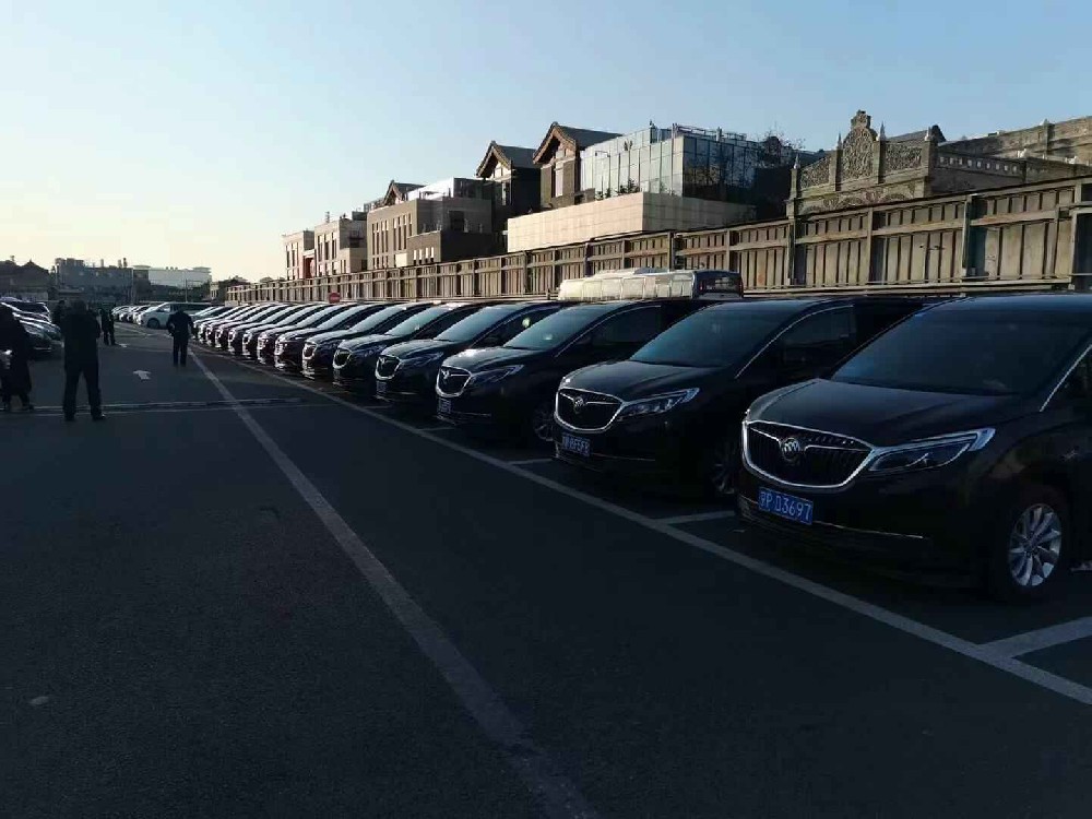 北京別克商務租車公司,北京租別克GL8一天價格 北京別克商務租車公司,北京租別克GL8一天價格