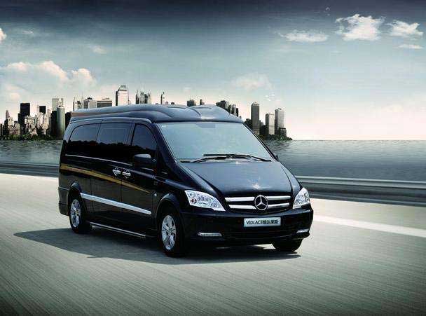 北京商務租車一天多少錢？1000~1800元不等