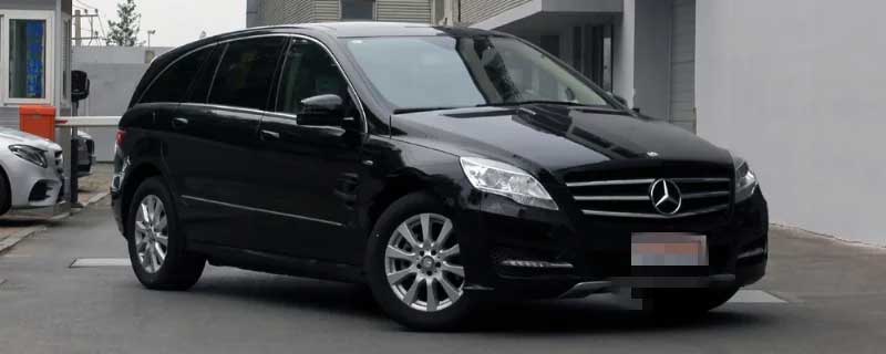 北京租一輛帶司機的奔馳7座商務車多少錢？