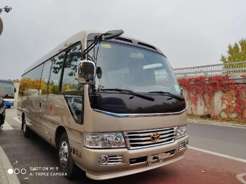 北京租考斯特帶司機一天多少錢?19-23座考斯特租車價格 北京租考斯特帶司機一天多少錢?19-23座考斯特租車價格