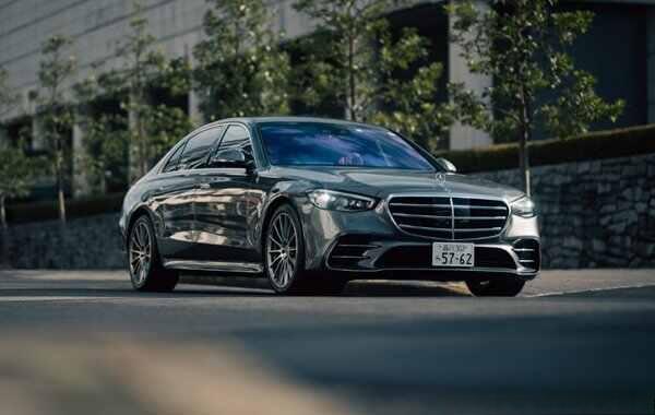 開(kāi)奔馳s400算什么檔次？開(kāi)奔馳s400的人有錢(qián)嗎-有駕