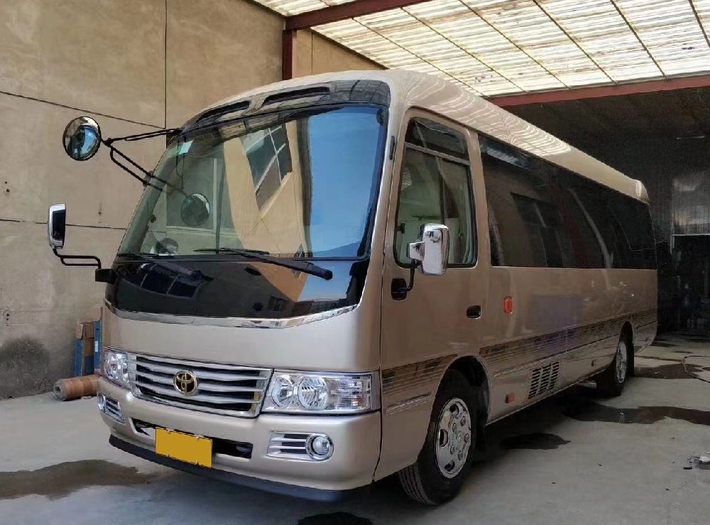 在北京租車團建各大廠團建租大巴價格